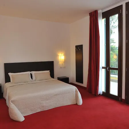 Del Sasso Отель 4*